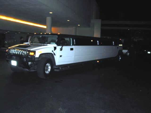 0320_Hummer_stretch_limo