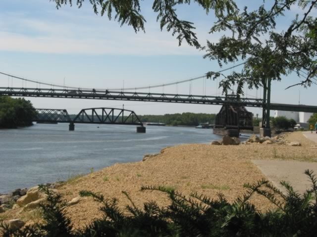 0113_Riverfront_Park_Clinton