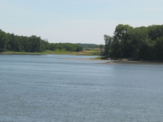 0126_Riverfront_Park_Clinton