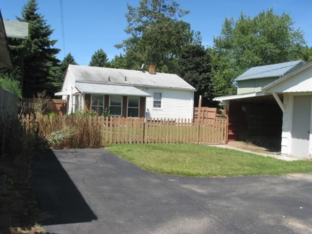 0155_Pershing_Blvd_Clinton