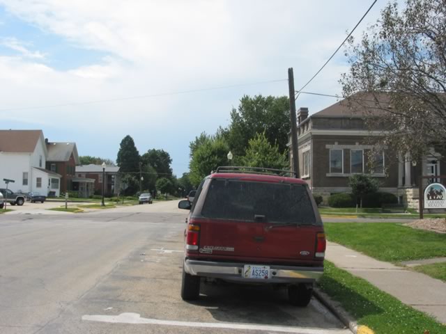 0060_Pleasant_St_looking_west