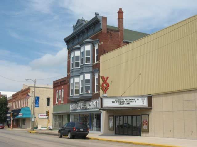 0062_downtown_Maquoketa